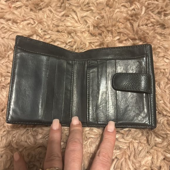 beautiful vintage CHANEL wallet RARE - Picture 3 of 7